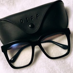 DIFF Bluelight glasses Bella never worn!